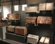 Bemalte Boxen für die Grabbeigaben von Merti und Kha