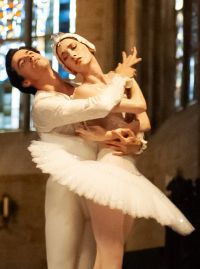 Glaube und Ballett: Magische Vereinigung